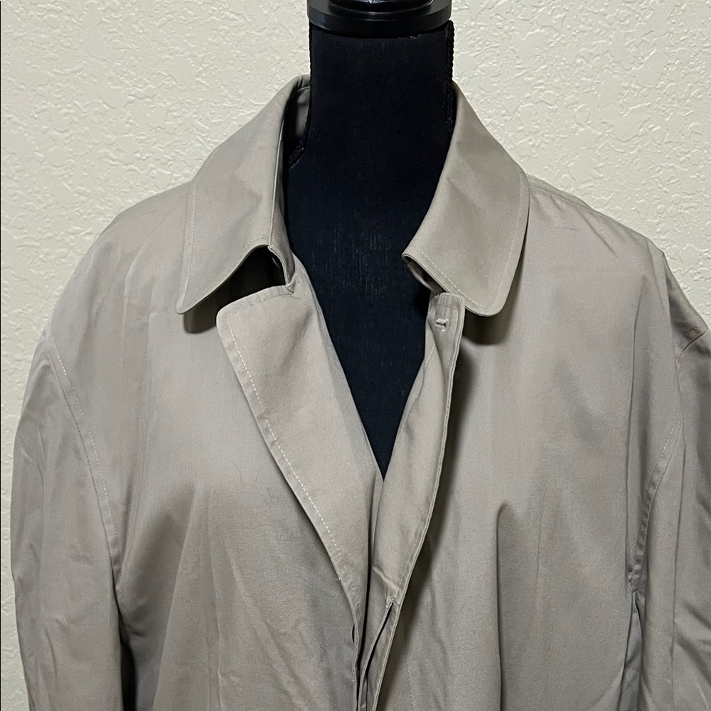 London Fog Men's Beige Trench Coat - Picture 2 of 14